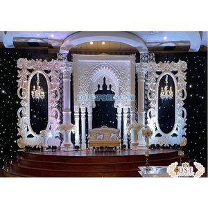 กรอบไฟเบอร์กลาสสีขาวสำหรับงานแต่งงานที่สวยงามสวยงามสำหรับงานแต่งงานในเอเชียกรอบไฟเบอร์ขัดเงาสีขาวสำหรับเวทีงานแต่งงาน - Product Image 1