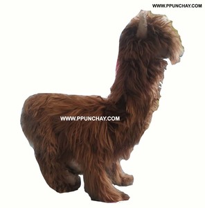 Juguete de Alpaca Suri de 30 cm (12 pulgadas) Ppunchay Perú, Tejido Étnico Andino, Suave, Esponjoso y Agradable - Product Image 3