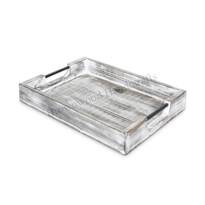 Bandeja de servicio de madera de pino con asas de metal Venta caliente Calidad superior para hoteles Restaurante Cocina Uso Proveedor mayorista - Product Image 1