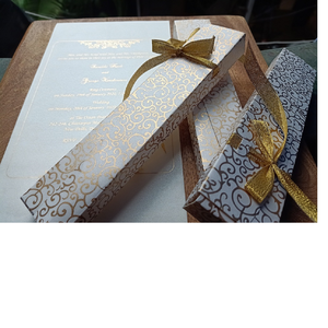 Boîte à ruban de luxe avec invitation en parchemin personnalisée |   Ensembles d'invitations personnalisées pour mariages et événements royaux - Product Image 1