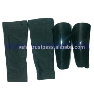 Espinillera de fibra de vidrio para fútbol, medias con mangas brillantes - Product Image 1