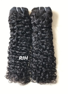 Fournisseur d'extension de cheveux brésiliens, cheveux humains crépus bouclés brésiliens vierges, cuticules alignées, vente en gros, mongole brute, couleur noire 100% - Product Image 4