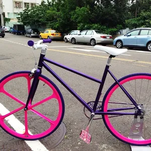 台湾制彩色妇女固定齿轮自行车自行车