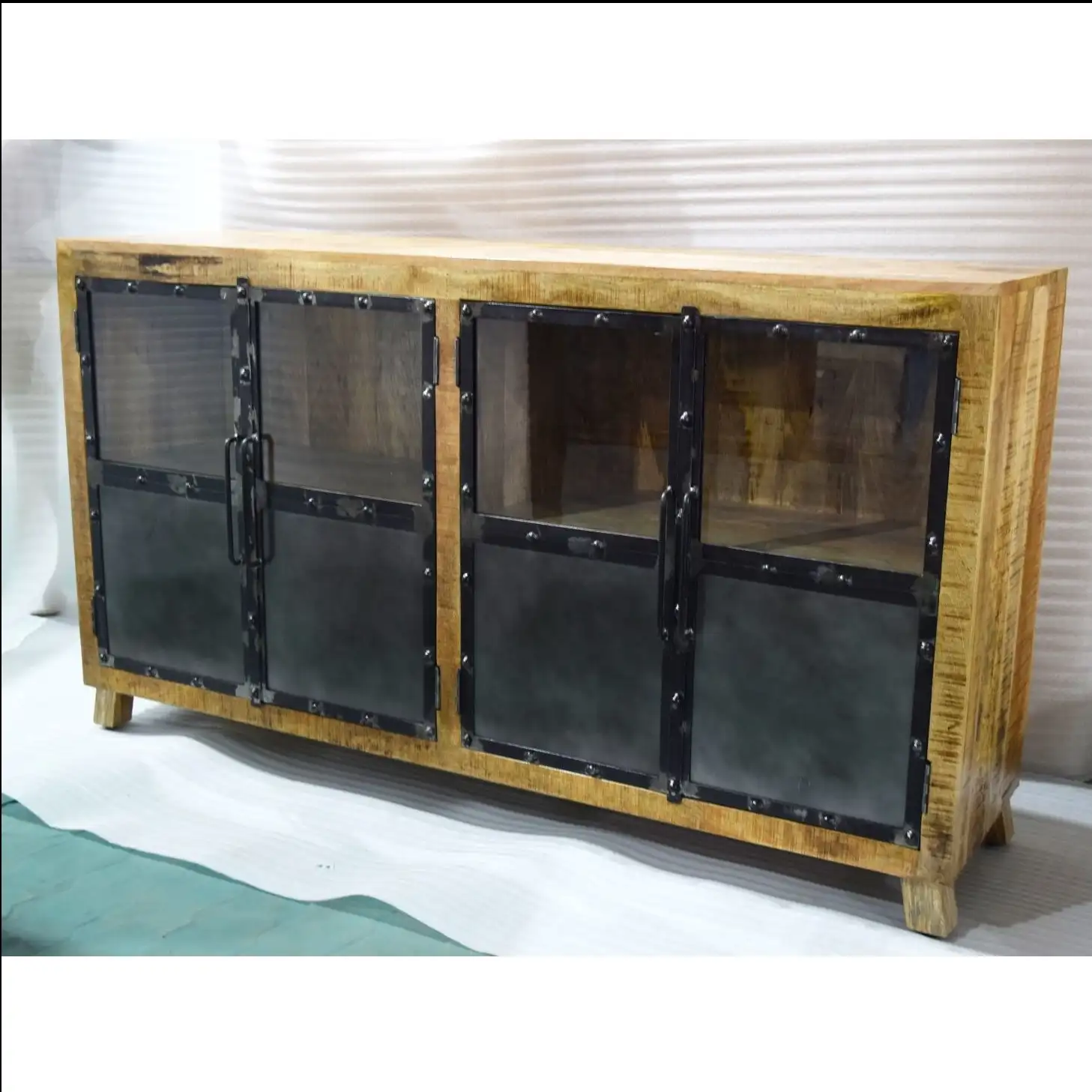 Mobili industriali vintage design classico armadio in vetro a doppia porta in legno di mango di ferro nero di alta qualità