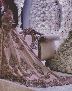 Hermosa ATIYA LIBAS nupcial Lehenga Choli Long Trail Heavy Zardozi bordado hasta el suelo Material de acetato para boda-2019 - Product Image 1