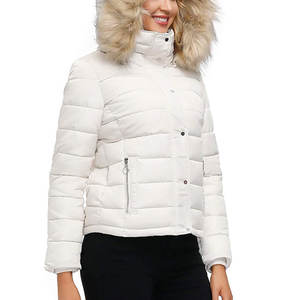 Blouson Bomber Homme Personnalisable Noir Imperméable Coupe-Vent Fin à Col Montant et Capuche pour l'Hiver et les Activités Extérieures en Nylon OEM - Product Image 3