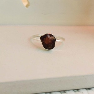 Anillo de Plata de Ley 925 de gran venta con piedras preciosas granate, excelente calidad, diseño Simple, ajuste de bisel, precio de fábrica al por mayor - Product Image 2
