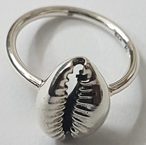 Bague redimensionnable faite à la main en argent sterling 925 cauri style ethnique magnifiquement 3-Codiom plaqué argent de haute qualité mariage - Product Image 1
