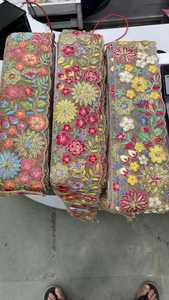 Cintas y encajes para vestido de boda, cintas y encajes hechos a mano, bordados florales y étnicos indios, surtido de tamaños y colores - Product Image 6