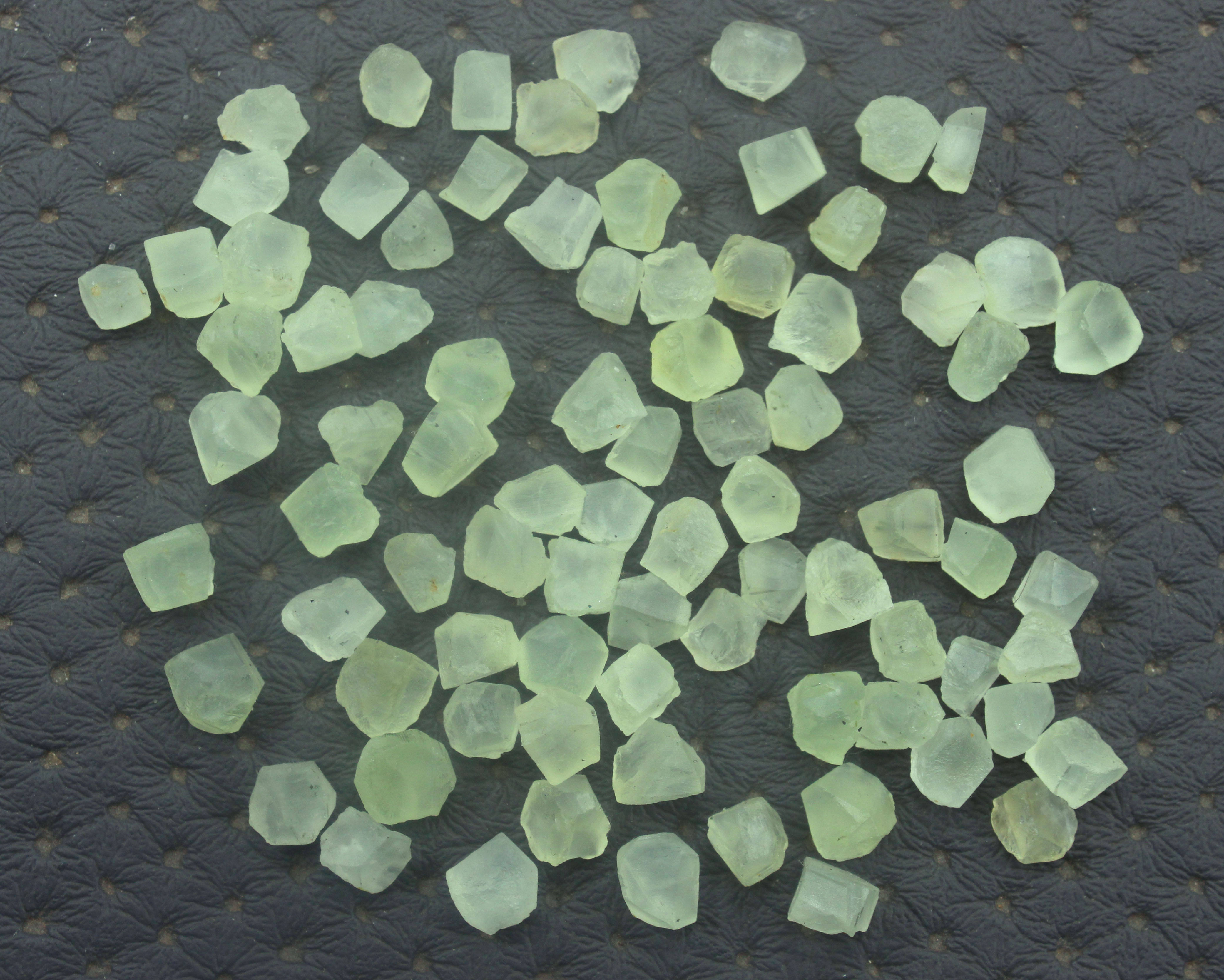 สีเขียว