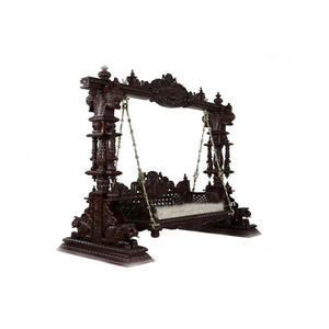 Achetez un balançoire artisanale en bois de teck pour la maison, balançoire traditionnelle en bois sculpté à la main, antique, noire, Jhulas, à prix réduits, maisons australiennes - Product Image 1