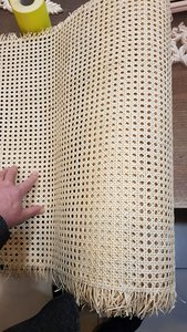 Rouleau de feuille de rotin jaune naturel pour meubles Mary's Cane Webbing par Viet Delta - Product Image 4