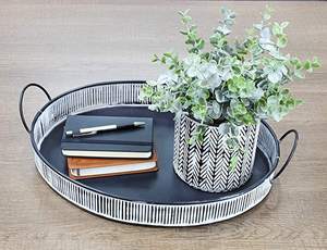 Plateau de service de nourriture galvanisé en argent avec finition rustique Parfait pour la maison élégante Vaisselle de cuisine Accessoire de service élégant - Product Image 2