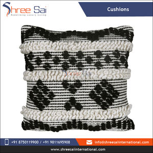 Custom Pillow Cases and Cases Elegant Design Top Most Selling 100% Cotton Made Hand Woven Cushions /Pillows - Product Image 2