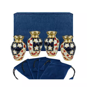 Lot de 4 Petites Mini Lavande Violet Reliquaires en Boîte De Velours - Product Image 2