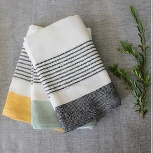 Serviette de cuisine douce en coton de style suspendu certificat GOTS 100% coton biologique pour la cuisine et la salle à manger - Product Image 3