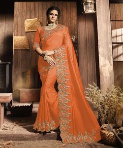 Banarasi Soie Jacquard Saree avec Chemisier Femmes Porter Dames Fête Festival Usage Quotidien Doux Coton Soie Sari En Gros Bas Prix Alphanumero - Product Image 4