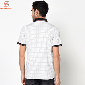 เสื้อกอล์ฟผู้ชายเสื้อคอโปโลเข้ารูปแห้งเร็วเข้ารูปปักลายสีพื้น - Product Image 3
