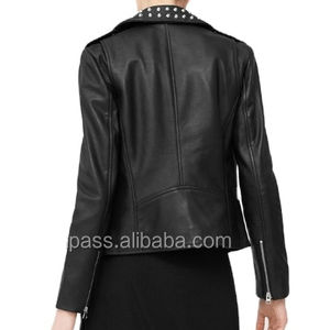 Chaqueta de moda de piel de oveja para mujer, nuevo estilo de talla grande, ropa impermeable acolchada de invierno para mujer, remache, venta al por mayor barata - Product Image 2