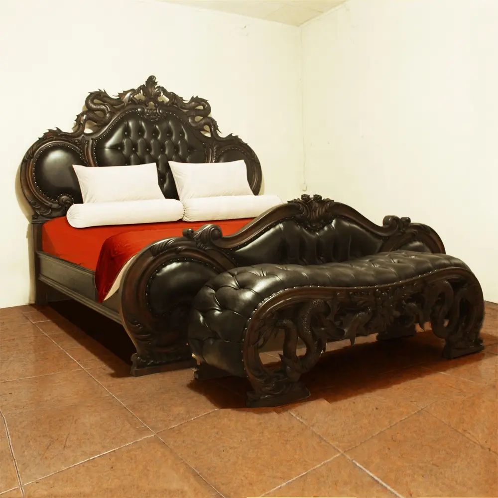 Cama de madeira entalhada design com escultura do dragão e sutudded de couro estofados