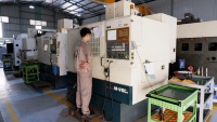 Molde de Inyección de Plástico Personalizado CNC para Vehículos con Piezas de Silicona - HANOI MOULD TECHNOLOGY