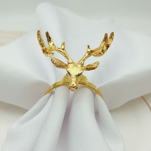 Nouvel anneau de serviette de guirlande de cerf d'arbre de Noël anneau de serviette en métal durable - Product Image 3