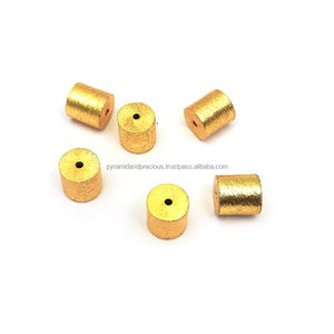 Cuenta con forma de tambor de 8mm hecha a mano en accesorios de joyería de Metal dorado cepillado para diseño personalizado - Product Image 1