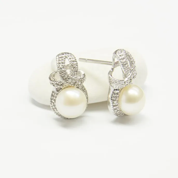 925 Sterling Silver Fresh Water Button Pearl Diamond Stud Earrings