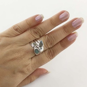 Jolie bague mignonne à 3 pierres avec des pierres précieuses naturelles en labradorite bijoux en argent sterling 925 pur pour les mariages - Product Image 4