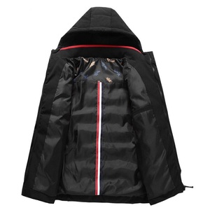 Chaqueta de burbuja acolchada de calidad superior para hombre informal con estilo, cortavientos con aislamiento cálido con sudaderas con capucha de color negro - Product Image 3