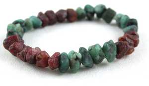 Belle 1 pièce de qualité impressionnante émeraude naturelle rubis non traité pierre précieuse brute fait à la main cadeau religieux et bracelet de manchette de fête - Product Image 3