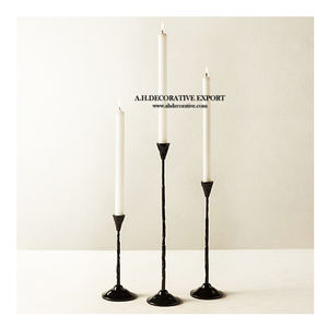 Bougeoir conique plaqué argent pour la décoration intérieure Bougeoir fait main en métal argenté de haute qualité à vendre - Product Image 2