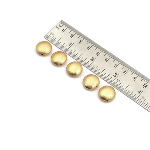 Capuchons de perles en laiton brossé plaqué or de 14 mm de forme ronde - Product Image 2