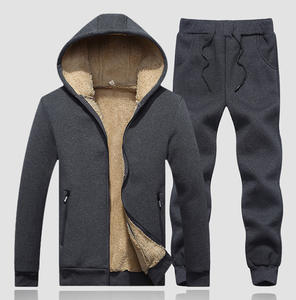 OEM Survêtement chaud pour hommes avec fermeture éclair nouveau design personnalisé uniforme scolaire teint en plaine pour l'hiver nouveau style uniforme scolaire personnalisable - Product Image 4