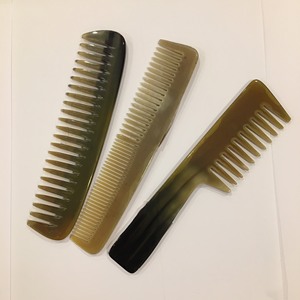 Convenient large-toothed pocket comb - Product Image 3