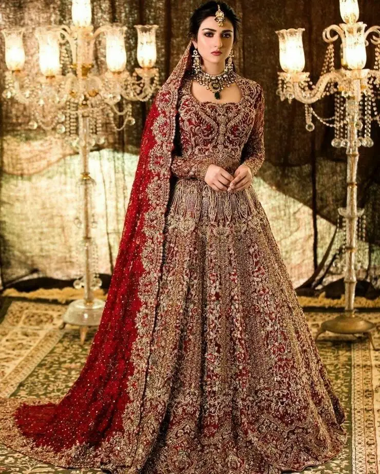 重いlehenga choliデュパッタブラウス刺繍作業石真珠作業ブライダルlahnga lehenga choli卸売価格