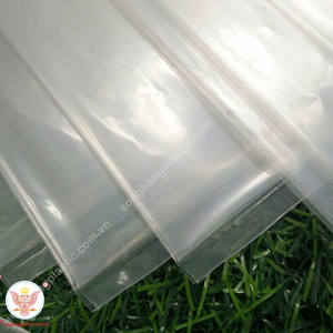 ถุงเสื้อยืดพลาสติก PE พิมพ์ลายเองได้มีหูหิ้วเสื้อกั๊กบรรจุภัณฑ์ซื้อของในซูเปอร์มาร์เก็ตผลิตในเวียดนาม - Product Image 4