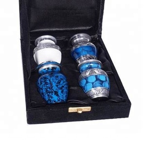 CUADRO URNA PARA CENIZAS MIX FAMILIA AMERICANA PARA CENIZAS MEMORIAL PEQUEÑO CUENTA MEMORIAL RECONOCIMIENTO PEQUEÑO - Product Image 1