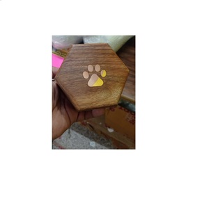WOOD <b>PET</b> PAW ENGRAVED URN PRINT/ Wood <b>Pet</b> Urn by BRASSWORLD INDIA - Product Image 1