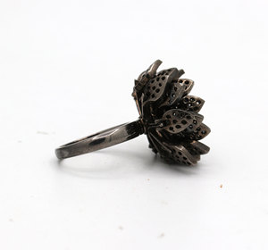 Anillo Floral Antiguo Vintage con Zafiro de Corte Ovalado en Engaste de Bisel, Certificado IGI, Memoria Jewels, Plata de Ley 925, Hecho a Mano, Estilo Victoriano - Product Image 2