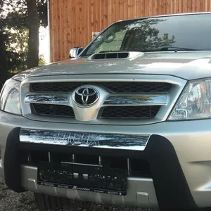 2005 TO YO TA HILUX TRUCK 4X4 LHD