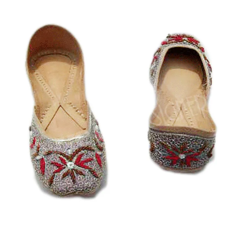 Delle signore del progettista del ricamo etnico indiano donne juties scarpe
