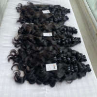 Cabello humano indio virgen crudo, paquete de tejido de cabello humano alineado con cutícula, vendedor de cabello humano virgen brasileño crudo al por mayor