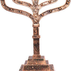 Menorá Clásica Religiosa de Cobre Antiguo de 7 Brazos, Templo de los 12 Tributos de Israel, Portavelas - Product Image 5