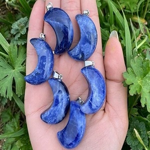Venta al por mayor de piedras preciosas naturales unisex de cristal Lapiz Lazuli Luna forma colgante Punto de curación colgante - Product Image 1