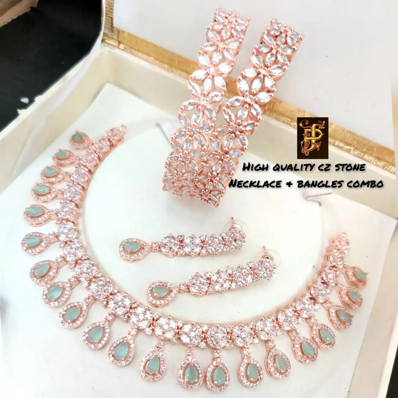 Mới Nhất Fancy Ad Kim Cương Vòng Cổ, Bông Tai, Bangles, Nhẫn Combo Set Cho Khá Womens Jewelry Mua Sắm M Sáng Tạo Ở Ấn Độ