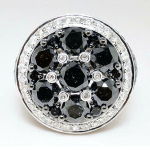 แหวนเพชรแท้สีดำและสีขาว 3.20 กะรัต สไตล์ฮิปฮอปสำหรับผู้ชาย ทองคำแท้ 14k โดย Gemone Diamonds แหวนฮิปฮอป - Product Image 1