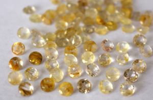 Nœud de Quartz en rutilé doré, naturel, de 4 mm à 8mm, forme ronde, ample, qualité supérieure - Product Image 2