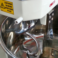 Mélangeur à pâte électrique réversible 50 kg, bol en acier inoxydable 140 L, deux vitesses réglables, compatible eau et lait, pour boulangerie commerciale