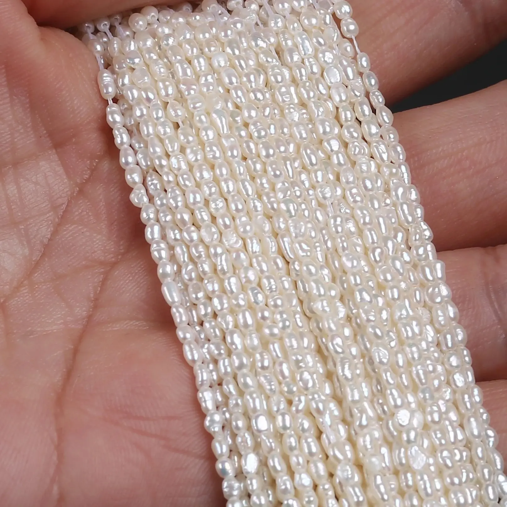 White Natural Rice Freshwater Pearl Beads 1.5-2 mm Natural freshwater pearl